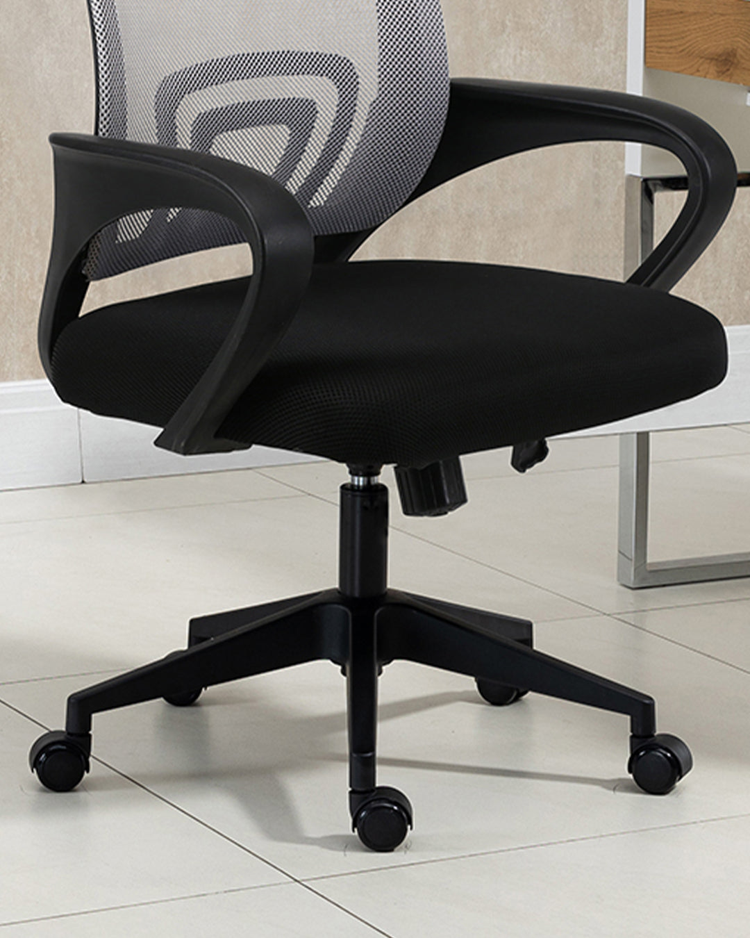 Aegina Office Chair Schwarz