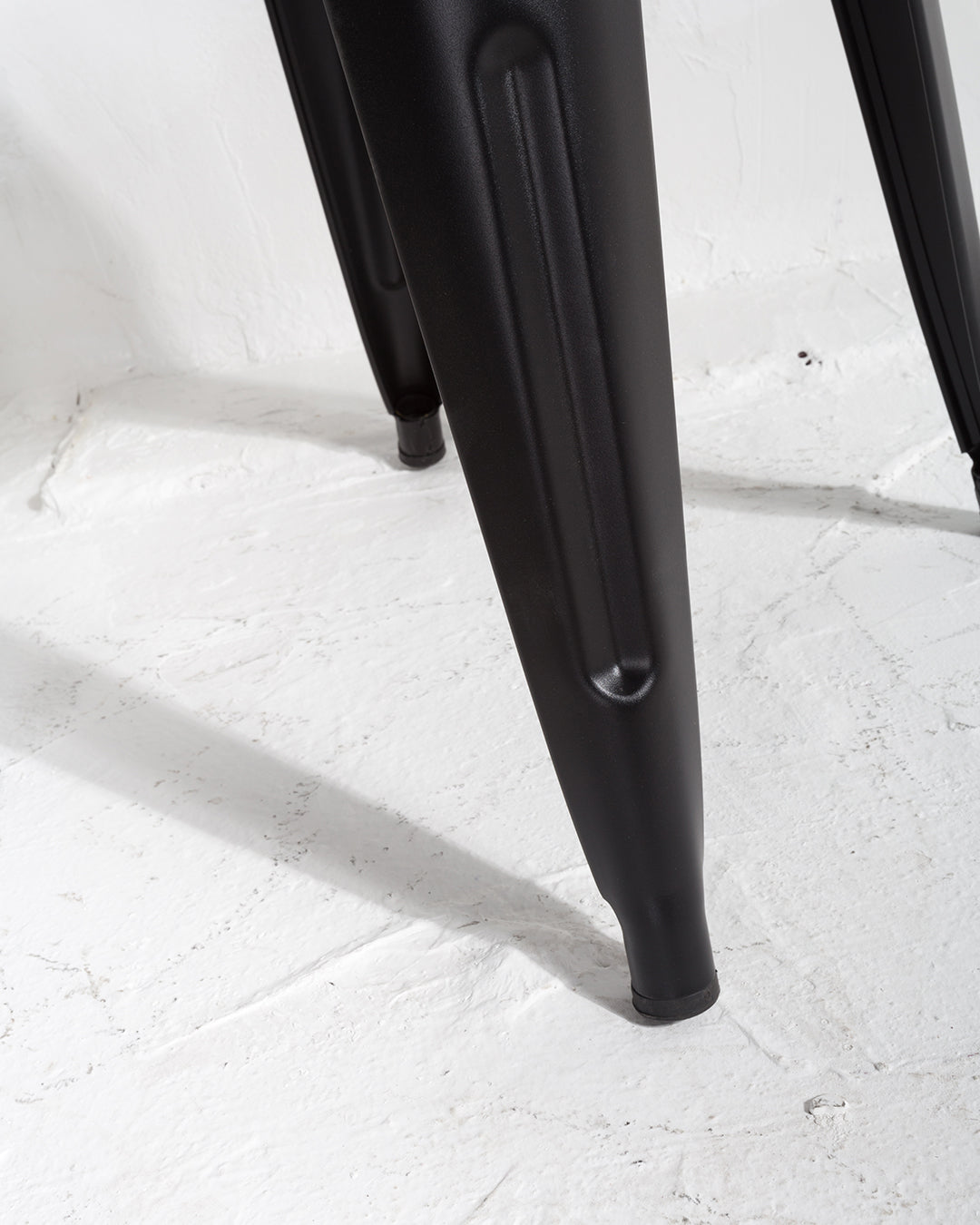 Lix Holzhocker schwarz