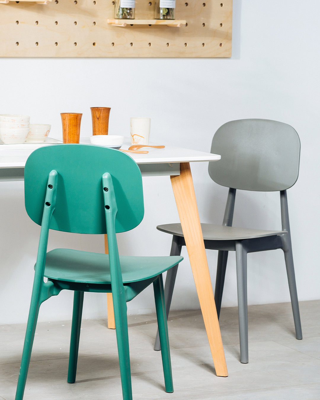 Pomona Design Chair Ivory White