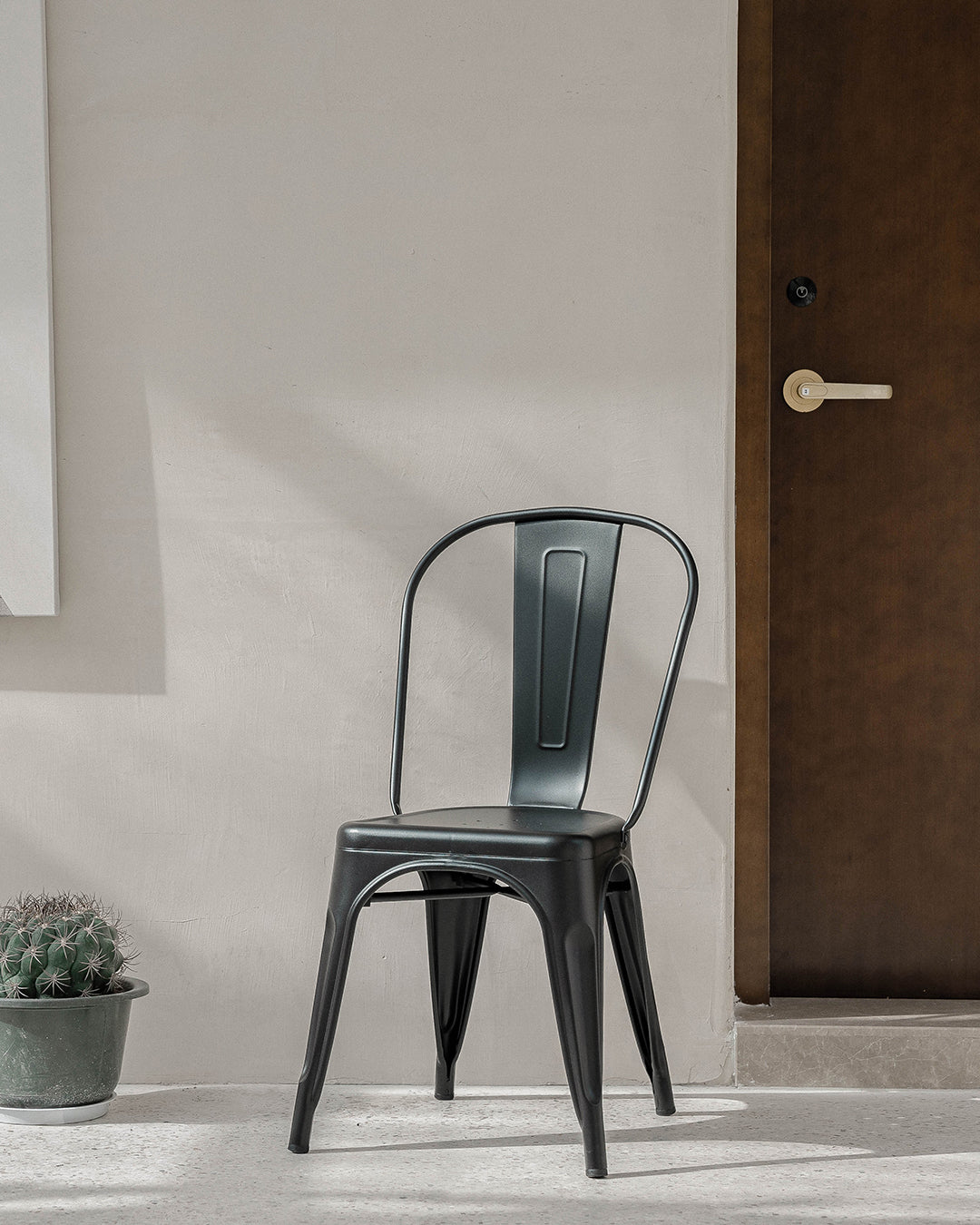 Lix Metal Chair Black