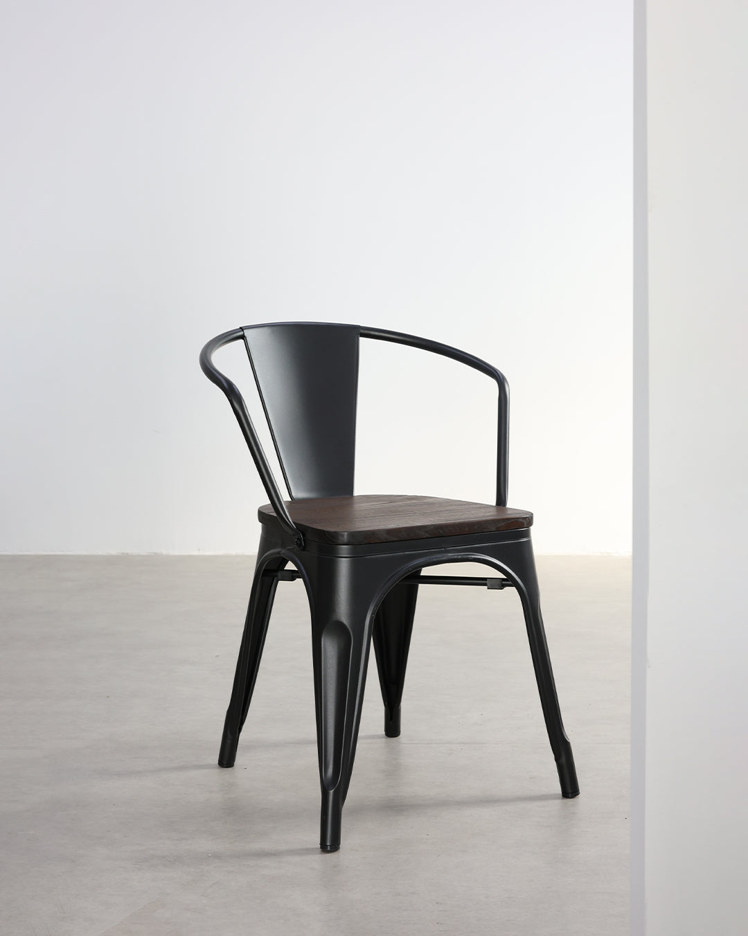 Lix Wood Armchair Black