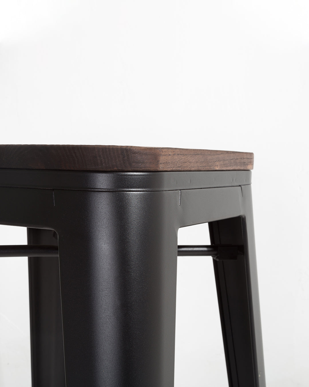 Lix Wood Bar Stool Black