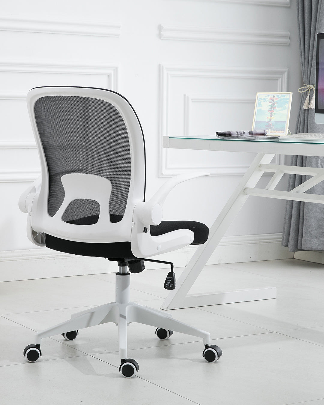 Minerva Office Chair White Black