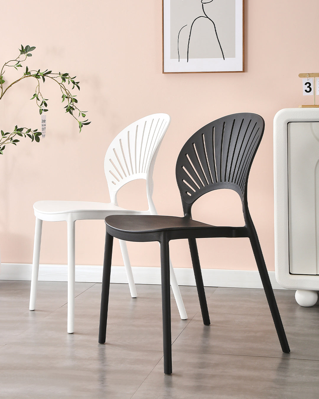 Eugenia Plastic Chair Black